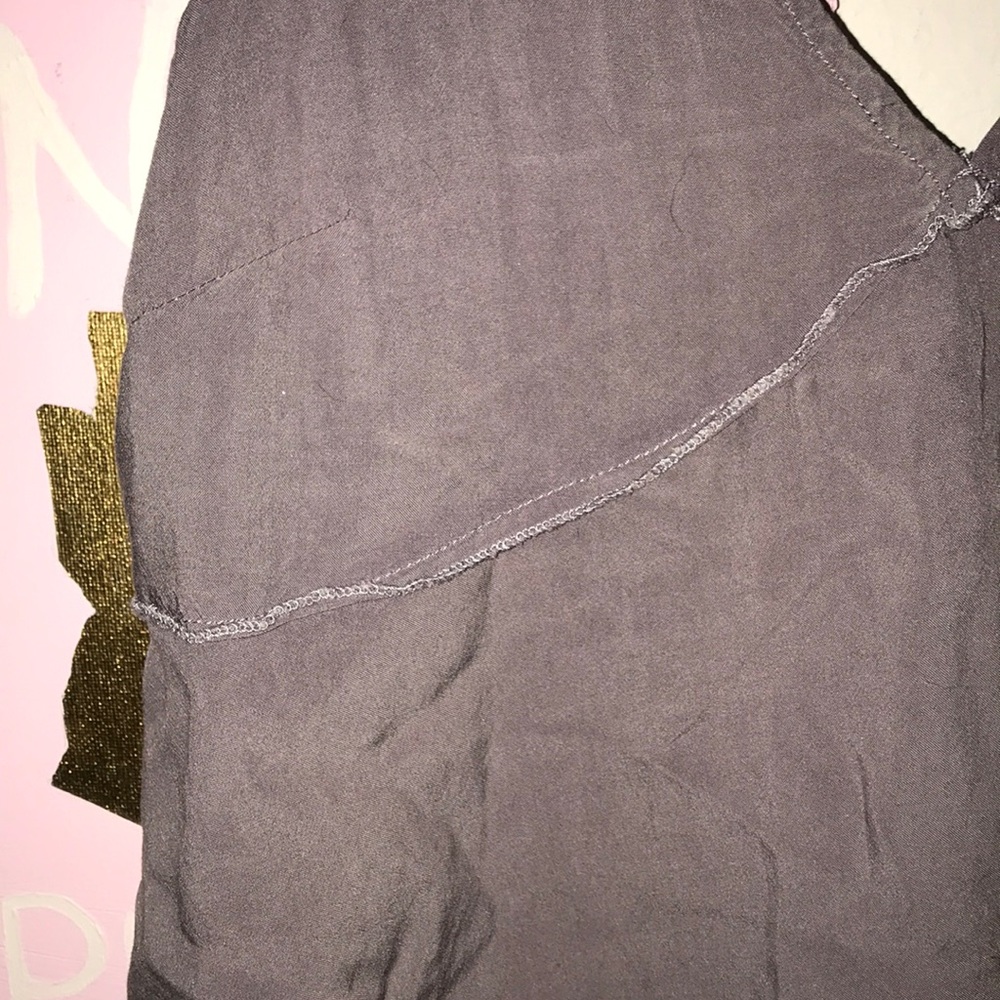 Flowy Tank - Picture 2 of 2